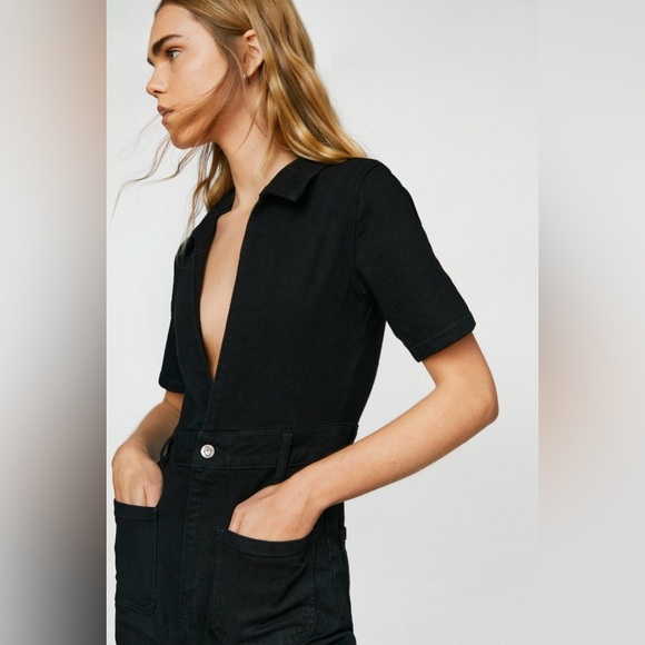 NWT Nasty Gal Collection Black Deep V Neck Denim Boilersuit Jumpsuit Size 8 - Picture 2 of 10
